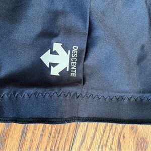 Descente Black Padded Cycling Shorts – Adult Unisex